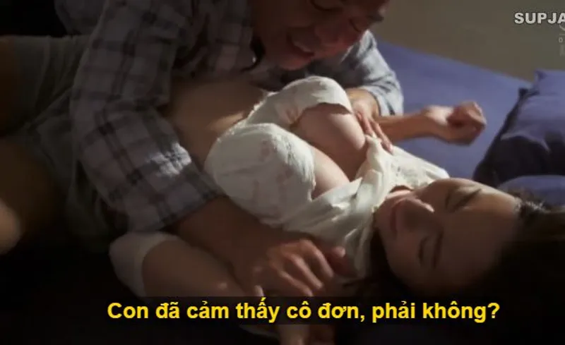 Nhìn con trai mải miết lao đầu vào việc khiến bạn gái con trai cô quạnh, bố chồng liều lĩnh đè bẹp con dâu.